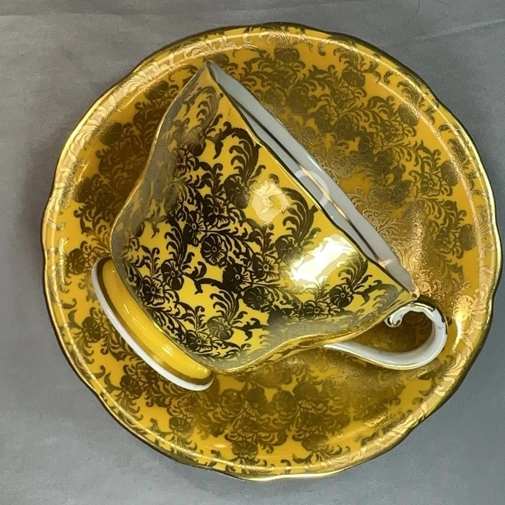 Rare Aynsley Teacup Saucer Mustard Yellow‎ Heavy Gold Scroll England Vtg C869